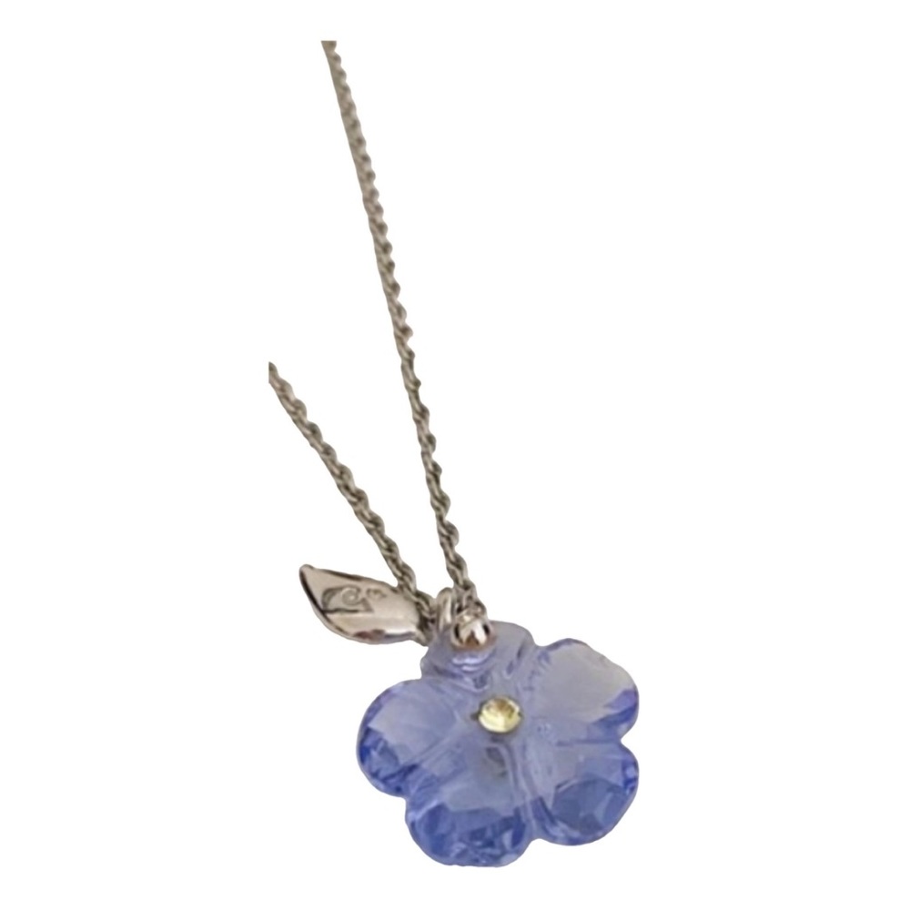 SWAROVSKI SCS ARCTIC FLOWER PENDANT
AUTHENTIC with Slight Chip